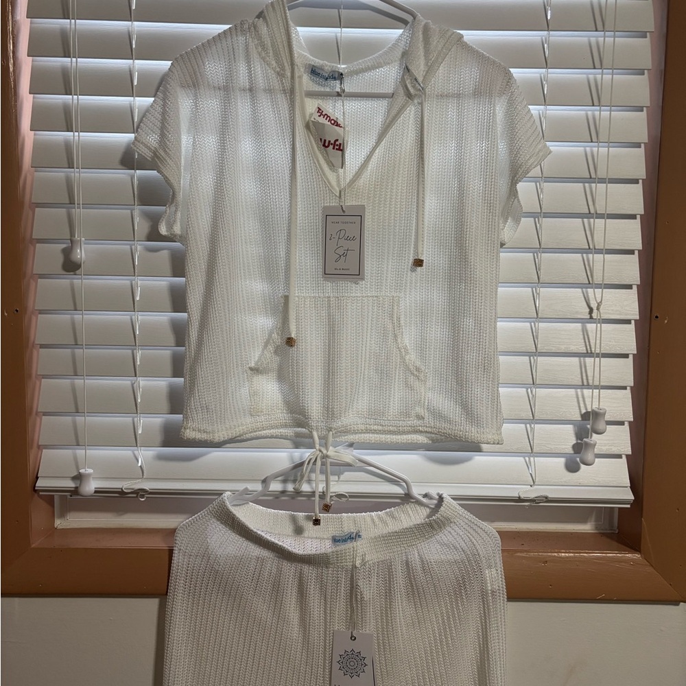 NWT White Two-Piece Knit Cover Up Set